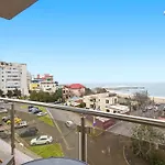 Reyna Aparthotel Constanta
