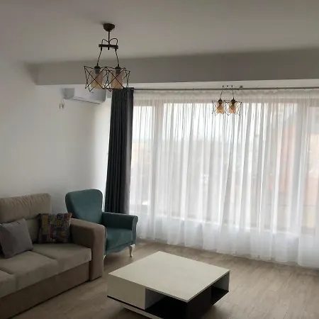 Reyna Aparthotel Constanta
