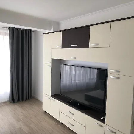 Aparthotel Reyna *