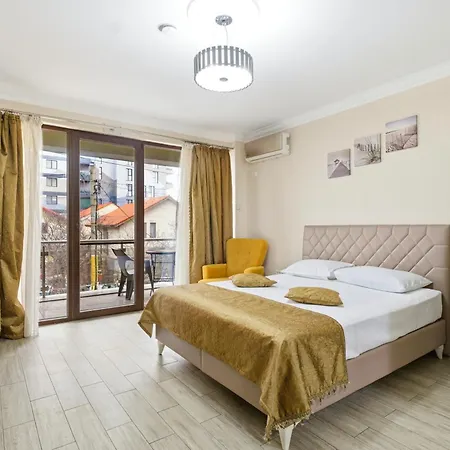 Reyna Hotel de apartamente Constanţa